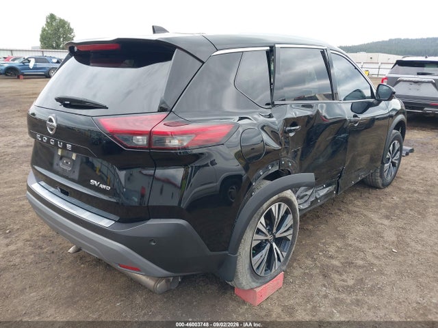 46003748 :رقم المزاد ، 5N1AT3BB6MC817940 vin ، 2021 Nissan Rogue Sv Intelligent Awd مزاد بيع