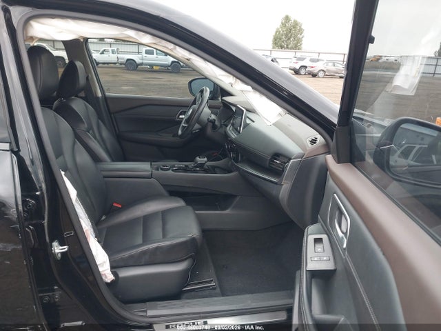 46003748 :رقم المزاد ، 5N1AT3BB6MC817940 vin ، 2021 Nissan Rogue Sv Intelligent Awd مزاد بيع