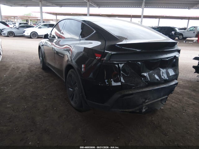 7SAYGDED5TF539112 Tesla Model Y