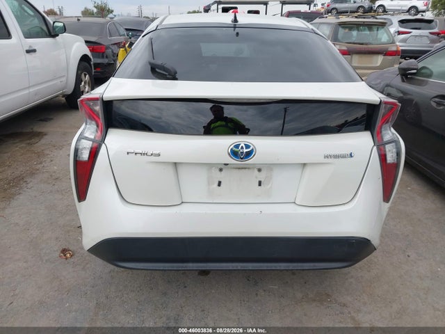 Продажа на аукционе авто 2017 Toyota Prius Three, vin: JTDKARFU8H3037943, номер лота: 46003836
