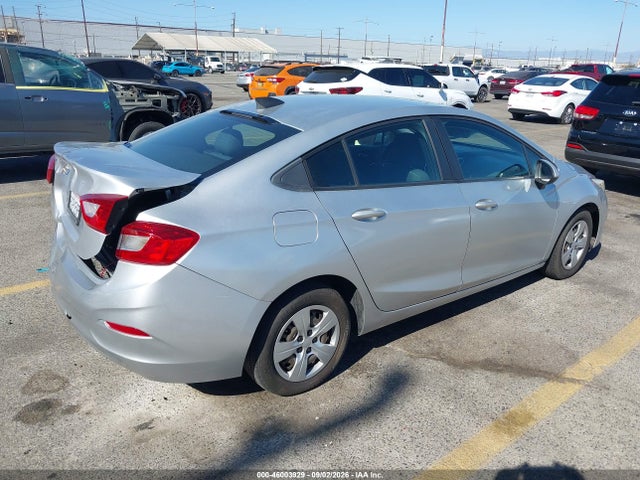 1G1BC5SM0J7215926 Chevrolet Cruze Ls Auto