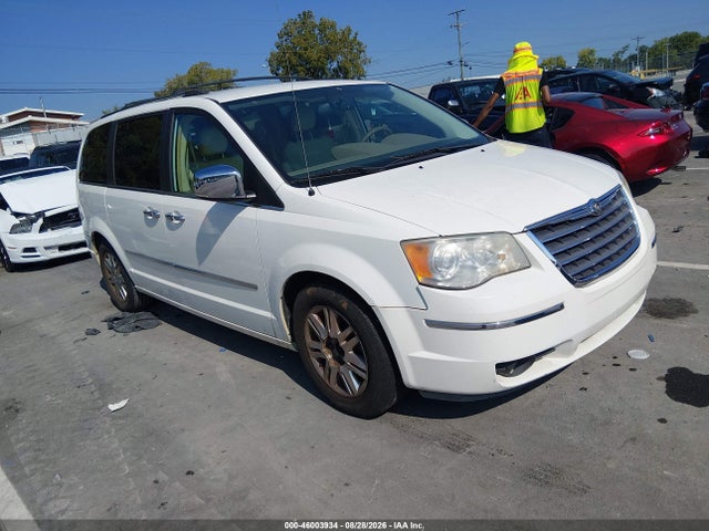2008 Chrysler Town & Country Limited მანქანა იყიდება აუქციონზე, vin: 2A8HR64XX8R691454, აუქციონის ნომერი: 46003934