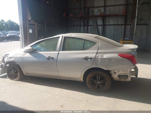2019 Nissan Versa 1.6 S+ მანქანა იყიდება აუქციონზე, vin: 3N1CN7AP9KL831041, აუქციონის ნომერი: 46003935