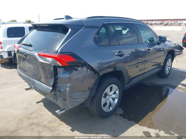Toyota RAV4 LE 2021 2T3H1RFV1MC169972 Image 4