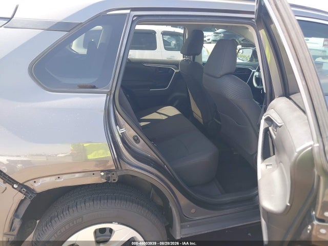 Toyota RAV4 LE 2021 2T3H1RFV1MC169972 Image 8