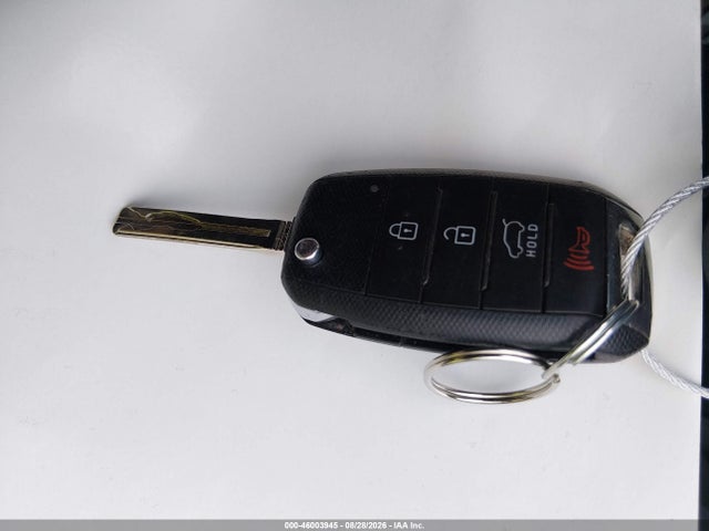 KNDJP3A57F7163806 KIA SOUL +