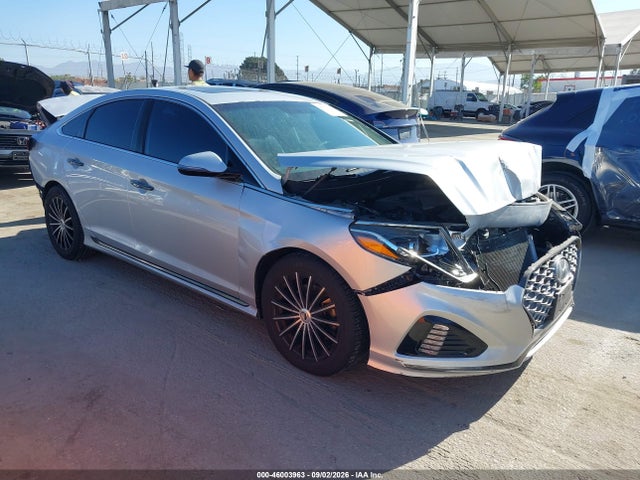 Продаж на аукціоні авто 2018 Hyundai Sonata Sport, vin: 5NPE34AF4JH669836, номер лоту: 46003963