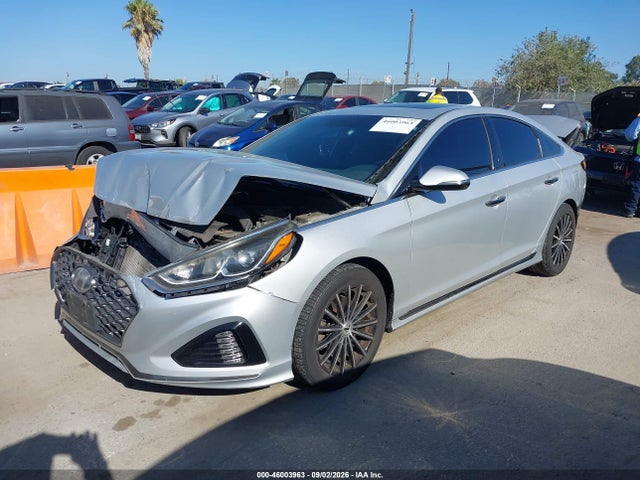 Продаж на аукціоні авто 2018 Hyundai Sonata Sport, vin: 5NPE34AF4JH669836, номер лоту: 46003963