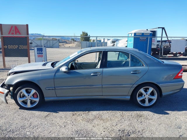 46004015 :رقم المزاد ، WDBRF40J05F568161 vin ، 2005 Mercedes-benz C 230 Kompressor Sport مزاد بيع