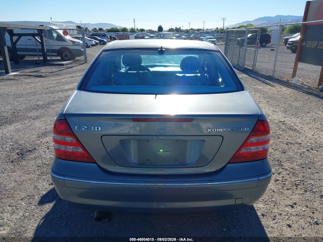 46004015 :رقم المزاد ، WDBRF40J05F568161 vin ، 2005 Mercedes-benz C 230 Kompressor Sport مزاد بيع