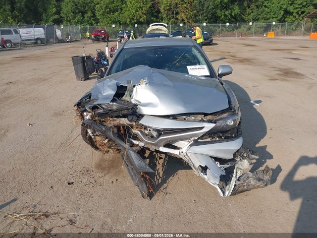 46004008 :رقم المزاد ، 4T1G11AK1MU438506 vin ، 2021 Toyota Camry Se مزاد بيع