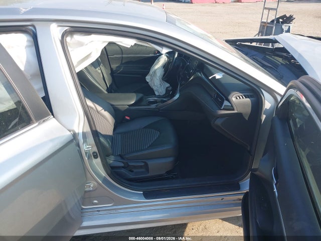 46004008 :رقم المزاد ، 4T1G11AK1MU438506 vin ، 2021 Toyota Camry Se مزاد بيع