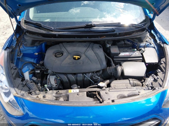 2017 Hyundai Elantra Gt მანქანა იყიდება აუქციონზე, vin: KMHD35LH7HU384074, აუქციონის ნომერი: 46004032