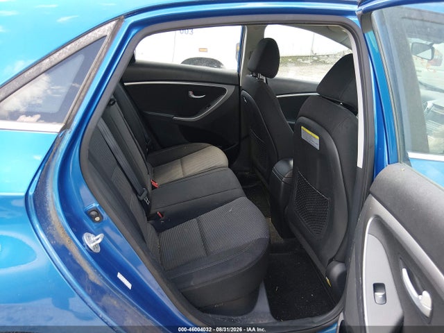 2017 Hyundai Elantra Gt მანქანა იყიდება აუქციონზე, vin: KMHD35LH7HU384074, აუქციონის ნომერი: 46004032