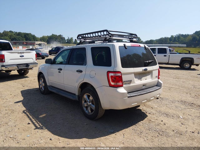 2011 Ford Escape Xlt მანქანა იყიდება აუქციონზე, vin: 1FMCU9DG2BKA47479, აუქციონის ნომერი: 46004033