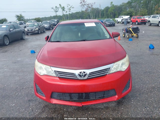 46004126 :رقم المزاد ، 4T1BF1FKXEU761846 vin ، 2014 Toyota Camry L مزاد بيع
