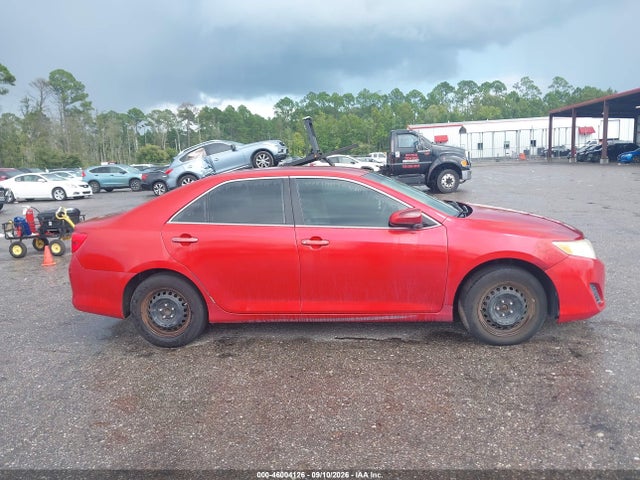 46004126 :رقم المزاد ، 4T1BF1FKXEU761846 vin ، 2014 Toyota Camry L مزاد بيع