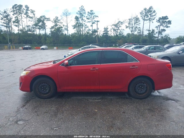 46004126 :رقم المزاد ، 4T1BF1FKXEU761846 vin ، 2014 Toyota Camry L مزاد بيع