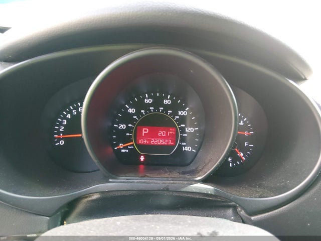 KNDJP3A56F7120803 KIA SOUL +