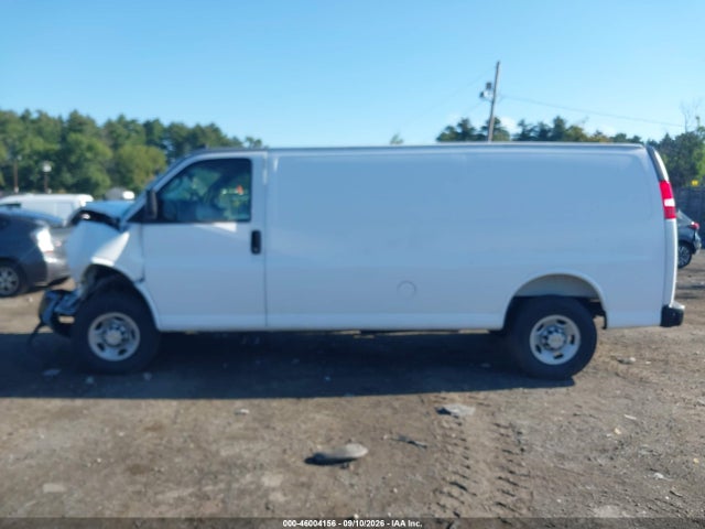 1GCWGBFP1S1256442 Chevrolet Express Cargo Rwd 2500 Extended Wheelbase Wt