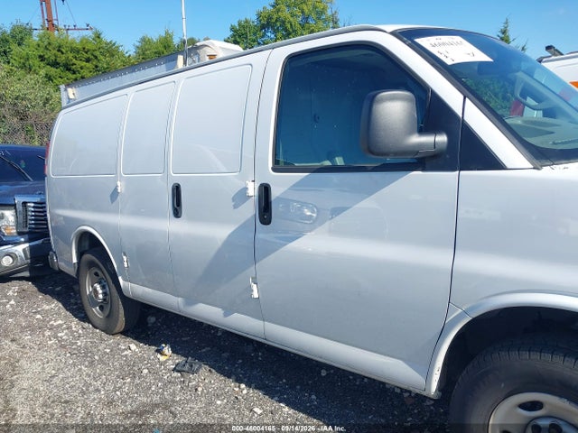 1GTW7AFP9R1165729 GMC Savana Cargo Rwd 2500 Regular Wheelbase Work Van