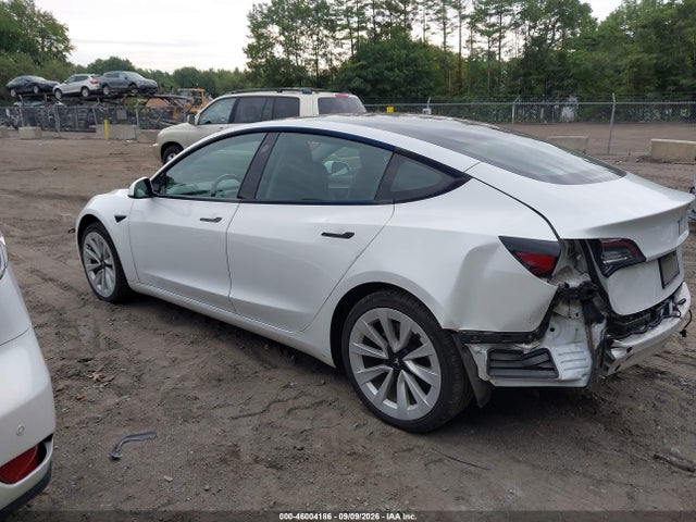 46004186 :رقم المزاد ، 5YJ3E1EB4NF105163 vin ، 2022 Tesla Model 3 Long Range Dual Motor All-wheel Drive مزاد بيع