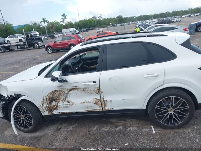 Porsche Cayenne 2024 WP1AA2AY8RDA03640 Image 14