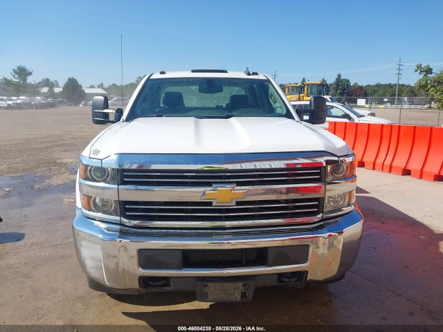 46004238 :رقم المزاد ، 1GB4KYC82GF234826 vin ، 2016 Chevrolet Silverado 3500hd Chassis Wt مزاد بيع