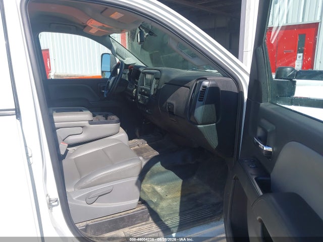 46004238 :رقم المزاد ، 1GB4KYC82GF234826 vin ، 2016 Chevrolet Silverado 3500hd Chassis Wt مزاد بيع