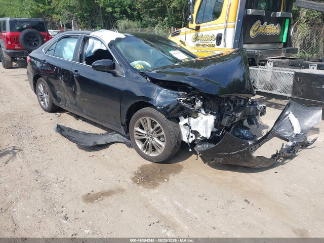 46004245 :رقم المزاد ، 4T1BF1FK8HU392120 vin ، 2017 Toyota Camry Se مزاد بيع