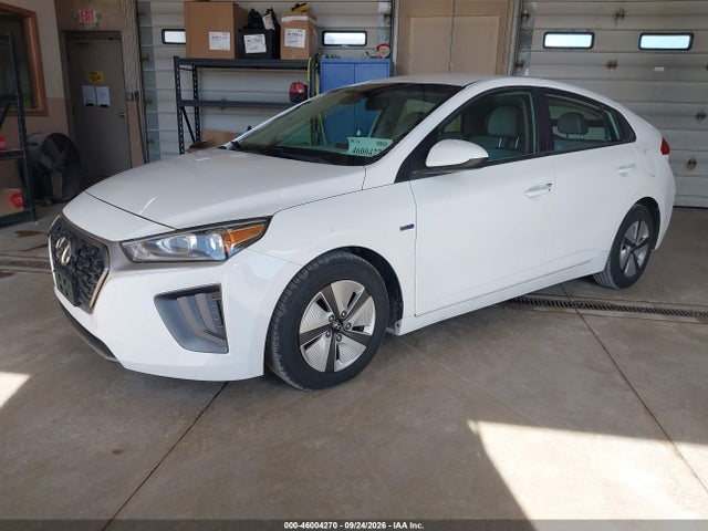 Продажа на аукционе авто 2020 Hyundai Ioniq Hybrid Blue, vin: KMHC65LC3LU233071, номер лота: 46004270
