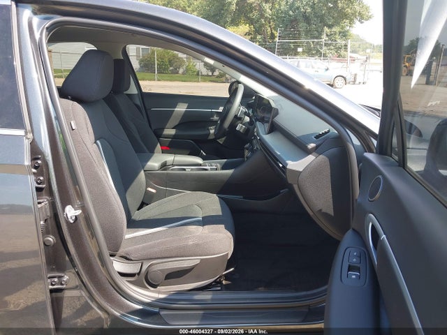46004327 :رقم المزاد ، KMHL64JA3SA437378 vin ، 2025 Hyundai Sonata Sel مزاد بيع