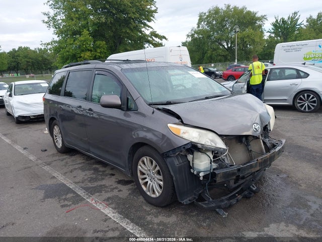 Продаж на аукціоні авто 2014 Toyota Sienna Xle V6 8 Passenger, vin: 5TDYK3DC9ES448910, номер лоту: 46004434