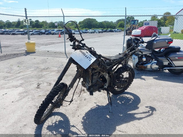 46004472 :رقم المزاد ، JH2PD1111NK302240 vin ، 2022 Honda Crf450 Rl مزاد بيع