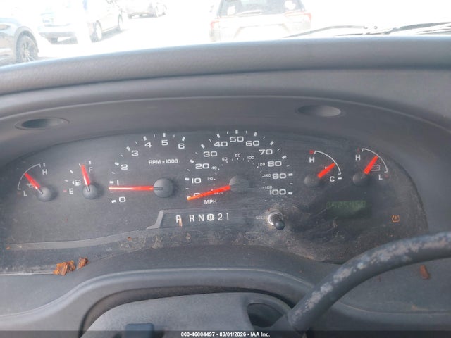 46004497 :رقم المزاد ، 1FMNE11W48DA90401 vin ، 2008 Ford E-150 Xl مزاد بيع