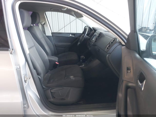 Продажа на аукционе авто 2018 Volkswagen Tiguan Limited 2.0t, vin: WVGAV7AXXJK000860, номер лота: 46004510