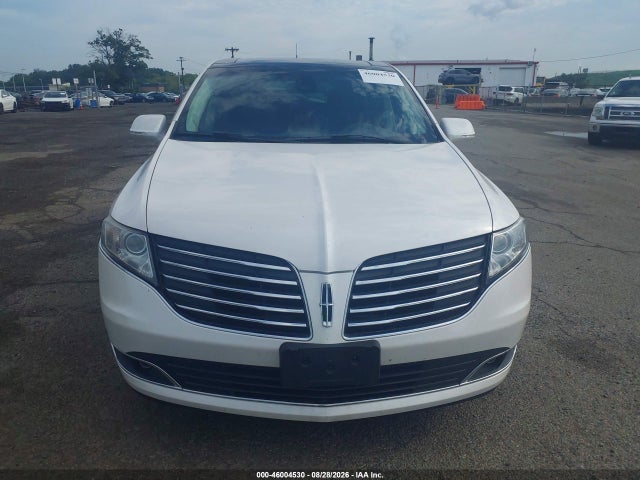 46004530 :رقم المزاد ، 2LMHJ5AT3JBL01254 vin ، 2018 Lincoln Mkt Reserve مزاد بيع
