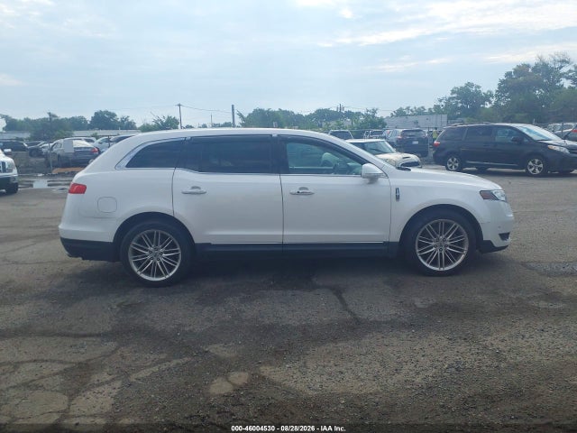 46004530 :رقم المزاد ، 2LMHJ5AT3JBL01254 vin ، 2018 Lincoln Mkt Reserve مزاد بيع