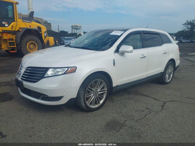 46004530 :رقم المزاد ، 2LMHJ5AT3JBL01254 vin ، 2018 Lincoln Mkt Reserve مزاد بيع