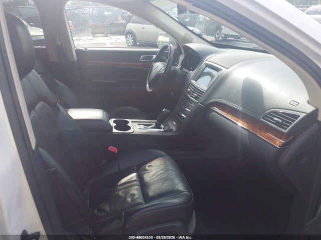 46004530 :رقم المزاد ، 2LMHJ5AT3JBL01254 vin ، 2018 Lincoln Mkt Reserve مزاد بيع