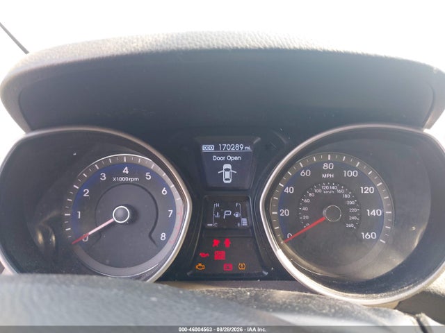 2013 Hyundai Elantra Gt მანქანა იყიდება აუქციონზე, vin: KMHD35LE1DU153218, აუქციონის ნომერი: 46004563
