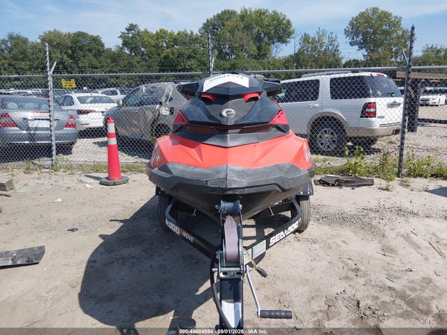 2016 Seadoo Rxp-300 მანქანა იყიდება აუქციონზე, vin: YDV22250D616, აუქციონის ნომერი: 46004594