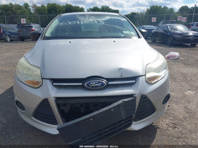 46004643 :رقم المزاد ، 1FAHP3E2XCL331946 vin ، 2012 Ford Focus S مزاد بيع