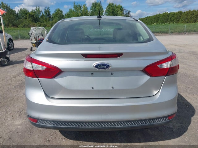 46004643 :رقم المزاد ، 1FAHP3E2XCL331946 vin ، 2012 Ford Focus S مزاد بيع