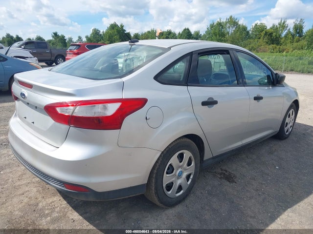 46004643 :رقم المزاد ، 1FAHP3E2XCL331946 vin ، 2012 Ford Focus S مزاد بيع