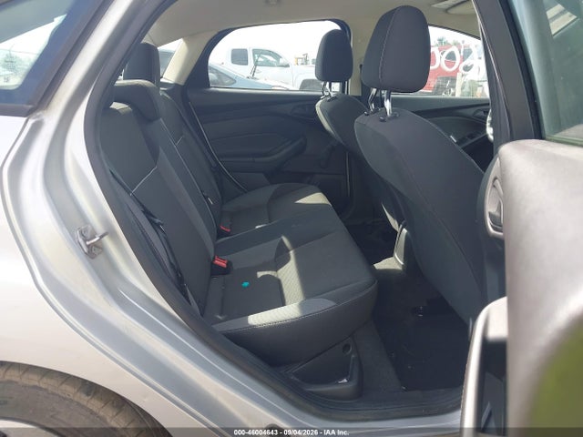 46004643 :رقم المزاد ، 1FAHP3E2XCL331946 vin ، 2012 Ford Focus S مزاد بيع