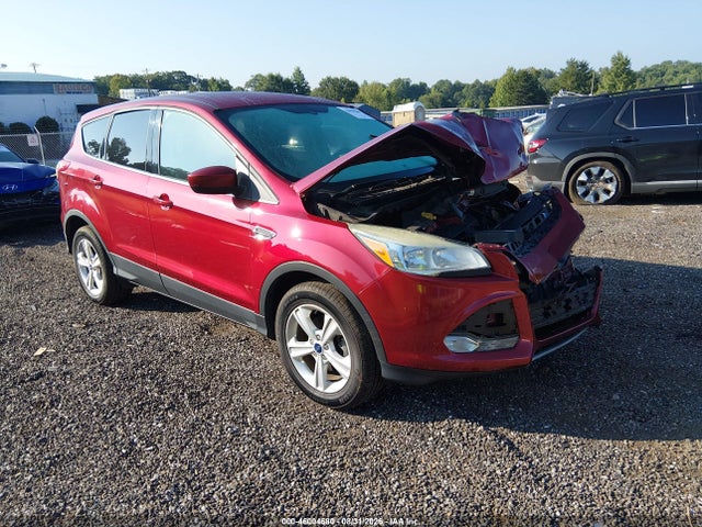 46004680 :رقم المزاد ، 1FMCU0GX7FUC85412 vin ، 2015 Ford Escape Se مزاد بيع