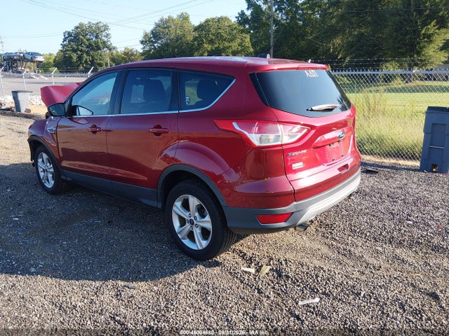 46004680 :رقم المزاد ، 1FMCU0GX7FUC85412 vin ، 2015 Ford Escape Se مزاد بيع