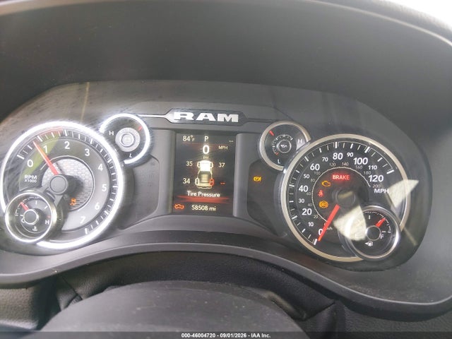 46004720 :رقم المزاد ، 1C6RRFFGXLN104935 vin ، 2020 Ram 1500 Big Horn  4x4 5'7 Box مزاد بيع