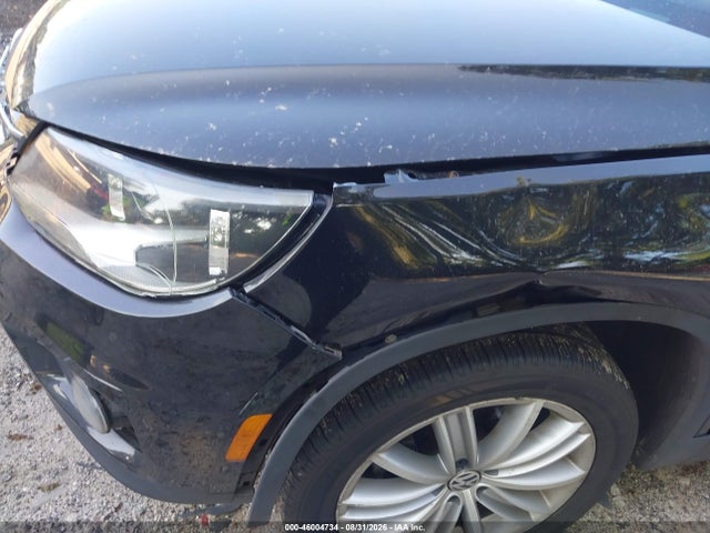 WVGAV3AX4EW528918 Volkswagen TIGUAN SE